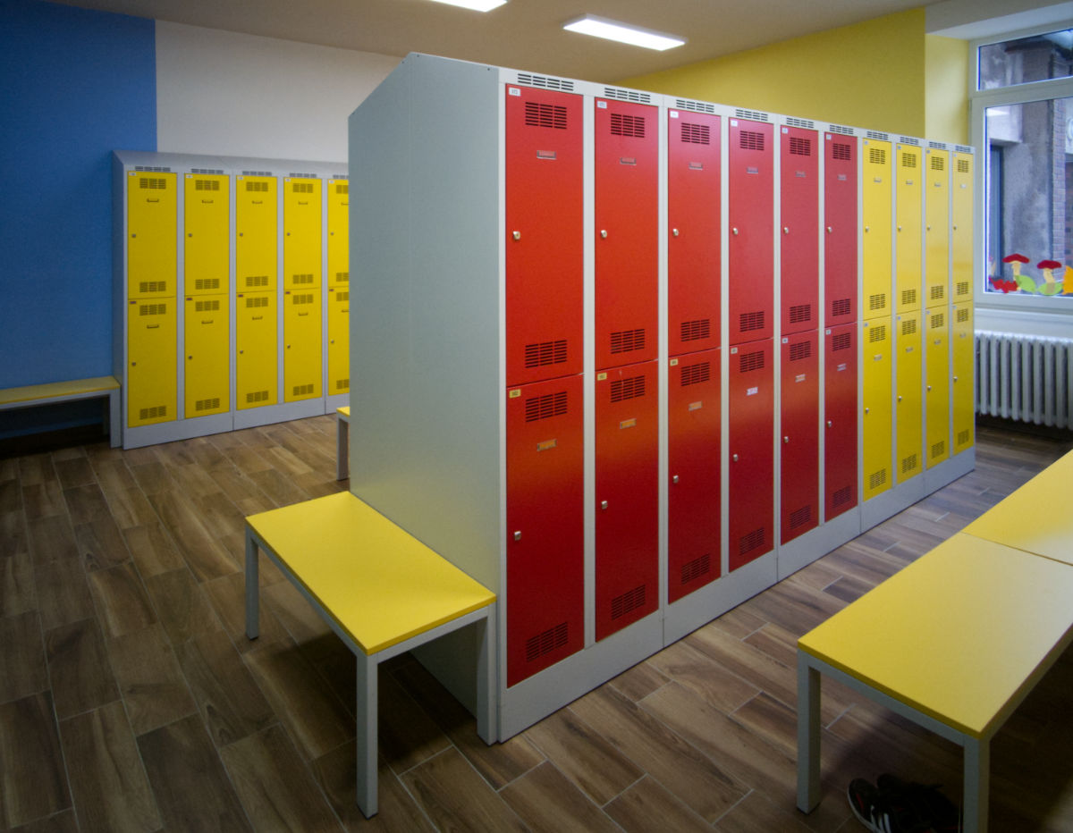 New lockers at Kameničky Elementary School